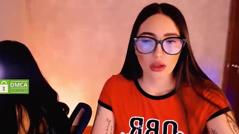 Snapshot of natval_ chatting on 02/12/25, 10:03 Natalia Valeria online show from 02/12/25, 10:03