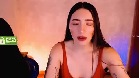 Snapshot of natval_ chatting on 02/14/25, 12:03 Natalia Valeria online show from 02/14/25, 12:03