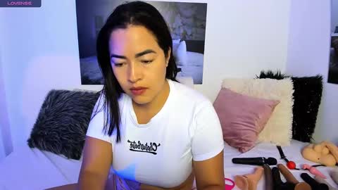 Snapshot of naty_07 chatting on 03/02/25, 10:59 Natalia online show from 03/02/25, 10:59