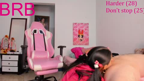 Snapshot of naty_johan chatting on 01/25/25, 01:10 Nata online show from 01/25/25, 01:10