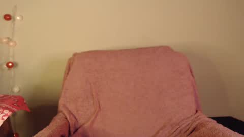 Snapshot of naty_naturalgirl chatting on 10/13/25, 07:36 Nataly online show from 10/13/25, 07:36