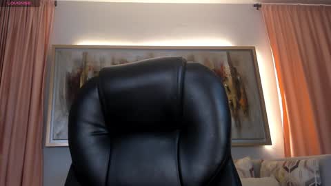 Snapshot of natyferrer chatting on 12/21/24, 10:28 Naty Ferrer online show from 12/21/24, 10:28