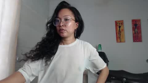 Stella Mcqueen online show from 12/30/24, 04:19