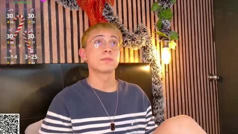 Christopher  Chris online show from 12/16/24, 03:43