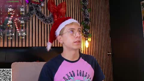 Christopher  Chris online show from 12/22/24, 11:54