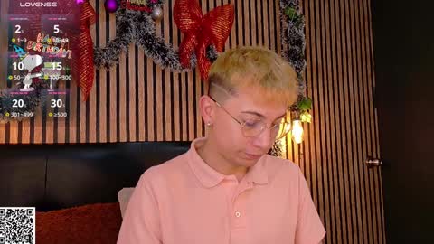 Christopher  Chris online show from 01/02/25, 12:13