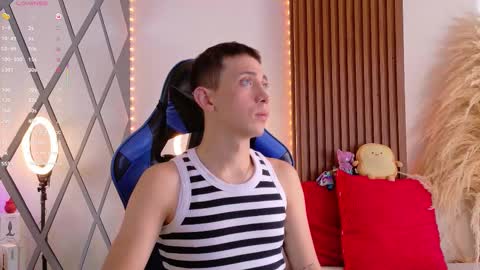 Christopher  Chris online show from 09/16/25, 12:39