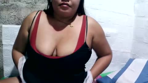 Snapshot of naughty_baby25 chatting on 01/26/25, 05:13 Hannah online show from 01/26/25, 05:13