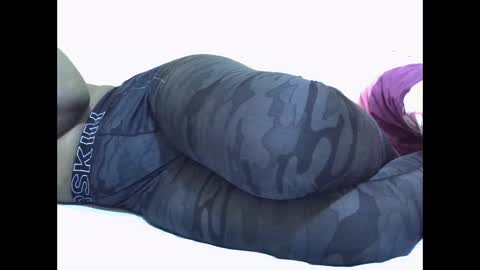 candy online show from 10/12/25, 03:55