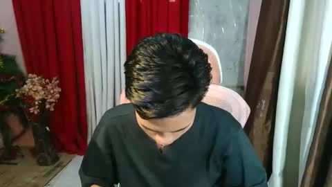 Snapshot of naughty_boy_jhon chatting on 09/24/25, 08:39 naughty_boy_jhon online show from 09/24/25, 08:39