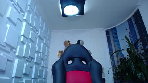 Snapshot of naughty_kittenm chatting on 12/28/24, 11:19 Kitten online show from 12/28/24, 11:19