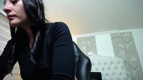 Snapshot of naughty_kittenm chatting on 01/07/25, 11:26 Kitten online show from 01/07/25, 11:26