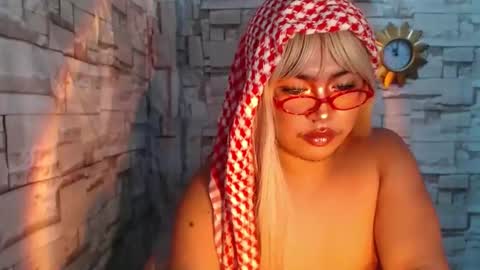 Snapshot of naughty_ursula21xxx chatting on 01/25/25, 03:30 naughty_ursula21xxx online show from 01/25/25, 03:30