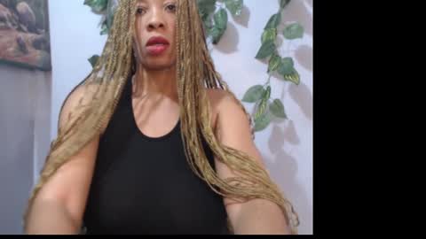 Snapshot of naughty_xxbunny chatting on 02/23/25, 09:44 beauty online show from 02/23/25, 09:44