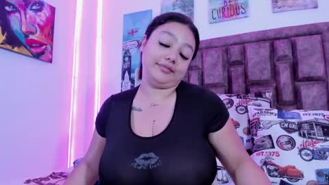 Snapshot of naughtyanamaria chatting on 12/19/24, 03:40 Ana online show from 12/19/24, 03:40