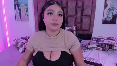 Snapshot of naughtyanamaria chatting on 01/04/25, 02:56 Ana online show from 01/04/25, 02:56