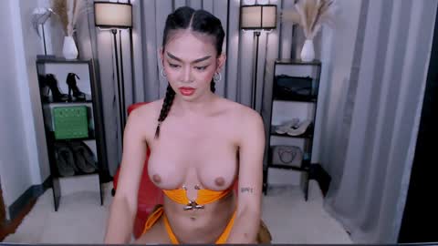 Snapshot of naughtyaurora69 chatting on 01/16/25, 02:19 NaughtyAurora online show from 01/16/25, 02:19