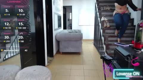 Snapshot of naughtyboss29 chatting on 03/08/25, 02:19 Mariana online show from 03/08/25, 02:19