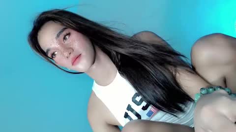 Snapshot of naughtygirlintown chatting on 02/23/25, 05:23 Mariella online show from 02/23/25, 05:23