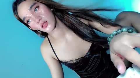 Snapshot of naughtygirlintown chatting on 03/07/25, 04:24 Mariella online show from 03/07/25, 04:24