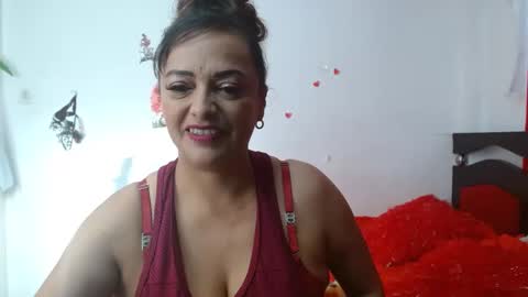 naughtygoddesss online show from 10/19/25, 09:26