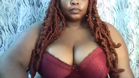 Snapshot of naughtylisah chatting on 11/15/25, 05:38 naughtylisah online show from 11/15/25, 05:38