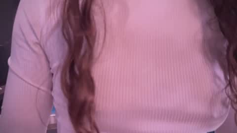 Snapshot of naughtyluxe chatting on 02/01/25, 11:06 ANDREA STEPH MIKE online show from 02/01/25, 11:06