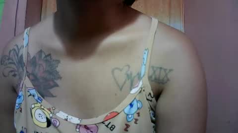 naughtymom_33 online show from 10/17/25, 01:53