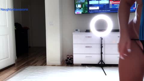 Aphroditecall me A for short online show from 10/06/25, 10:07