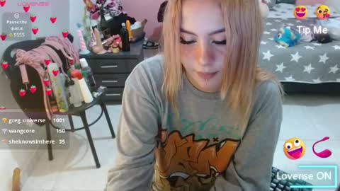 Snapshot of naughtyplayass chatting on 01/09/25, 03:23 naughtyplayass online show from 01/09/25, 03:23