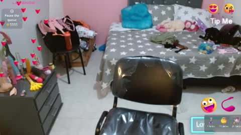 Snapshot of naughtyplayass chatting on 01/18/25, 01:08 naughtyplayass online show from 01/18/25, 01:08