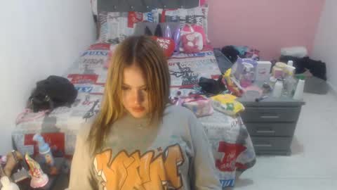 Snapshot of naughtyplayass chatting on 03/05/25, 04:24 naughtyplayass online show from 03/05/25, 04:24