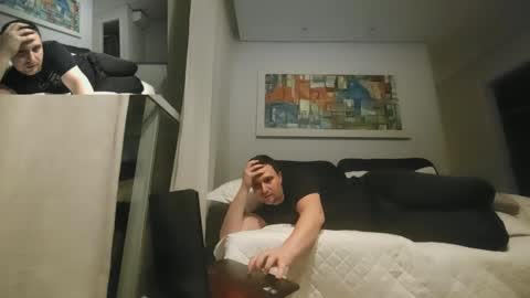 naughtytogetherbrazil online show from 01/12/25, 05:13