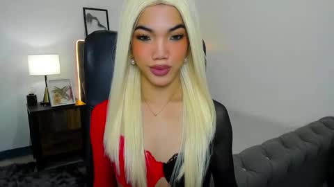 Cassie online show from 10/13/25, 04:34