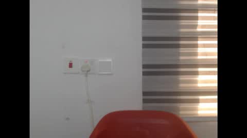 naughtyxpussyx online show from 10/16/25, 08:26