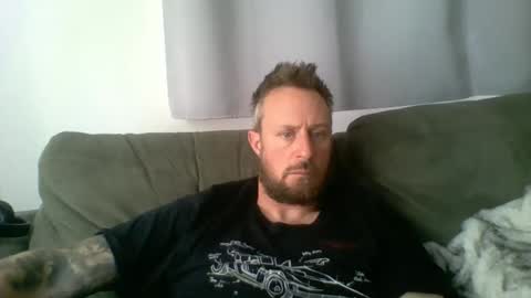 nawtydom1977 online show from 10/26/25, 04:02