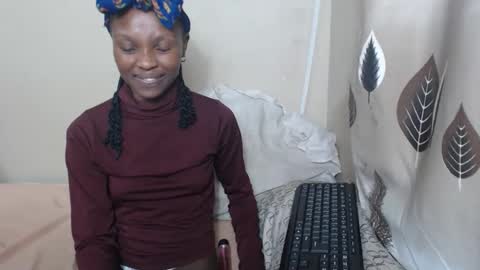 nawtylarissa_ online show from 09/24/25, 05:05