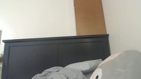 Snapshot of nawtymimi chatting on 03/10/25, 03:23 Mimi is dope online show from 03/10/25, 03:23