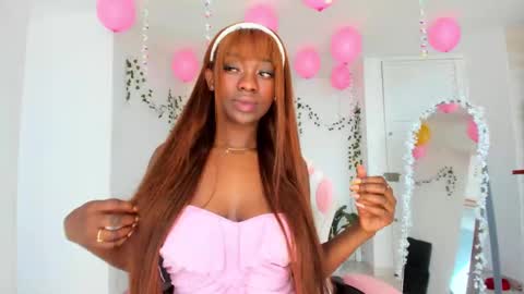 Snapshot of nayah_williams chatting on 02/20/25, 03:19 Nayah Williams - OnlyFans online show from 02/20/25, 03:19
