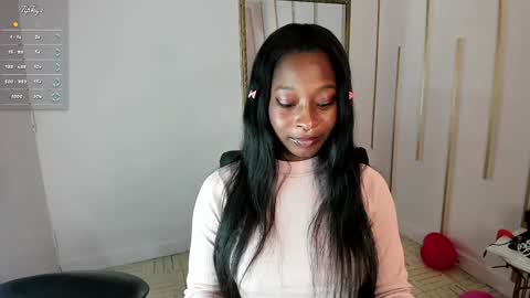 Snapshot of nayariskaya chatting on 02/06/25, 10:10 Nayaris 3 online show from 02/06/25, 10:10