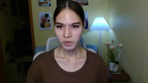 Nayika Huge online show from 09/17/25, 05:53
