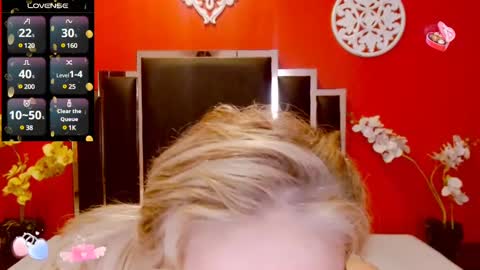 Snapshot of nayla_garner chatting on 02/11/25, 05:40 Lady Nayla online show from 02/11/25, 05:40