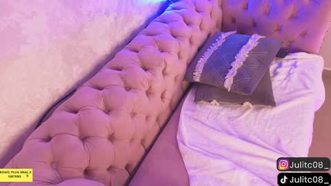 Juli  online show from 01/17/25, 01:35