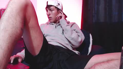 Im Nayton online show from 11/11/25, 11:10