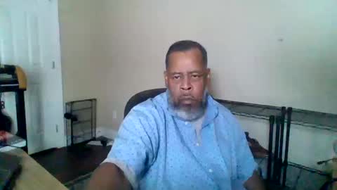 Terry online show from 10/10/25, 07:02