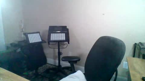 Terry online show from 10/28/25, 03:04