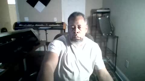 Terry online show from 11/08/25, 12:16