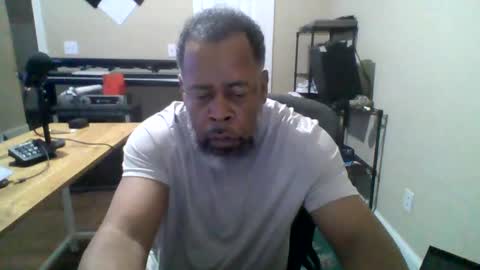 Terry online show from 11/10/25, 02:32