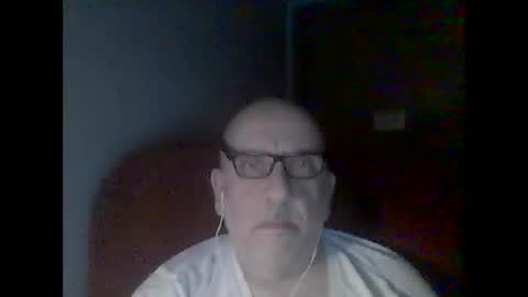 Tom online show from 01/25/25, 01:43