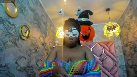 Nefer  online show from 10/30/25, 04:58